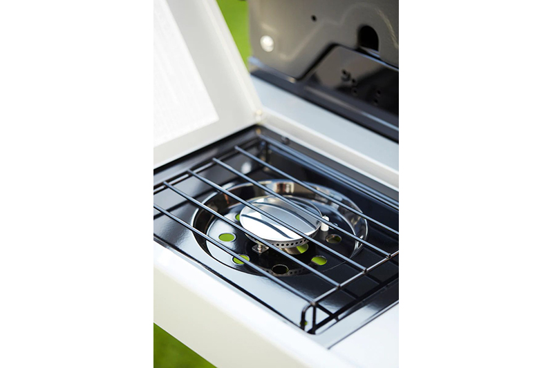 Specifications of the Spring 3212 gas BBQ