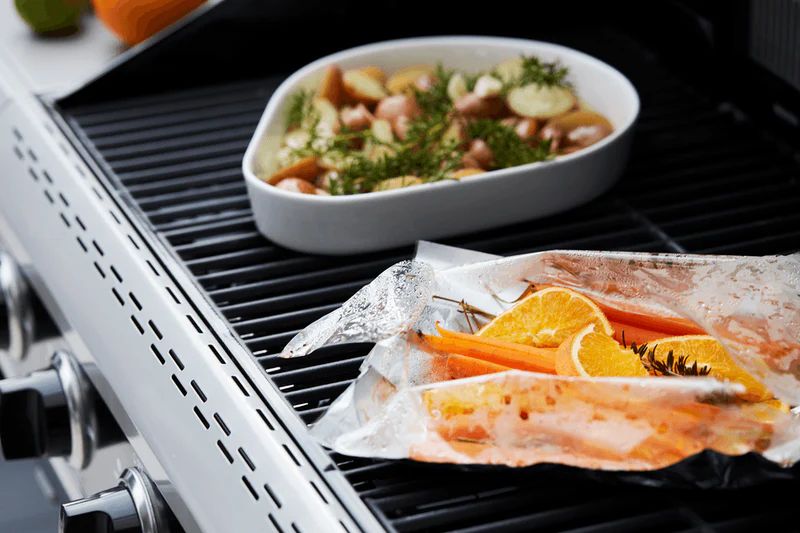 How does a Siesta 612 gas BBQ work